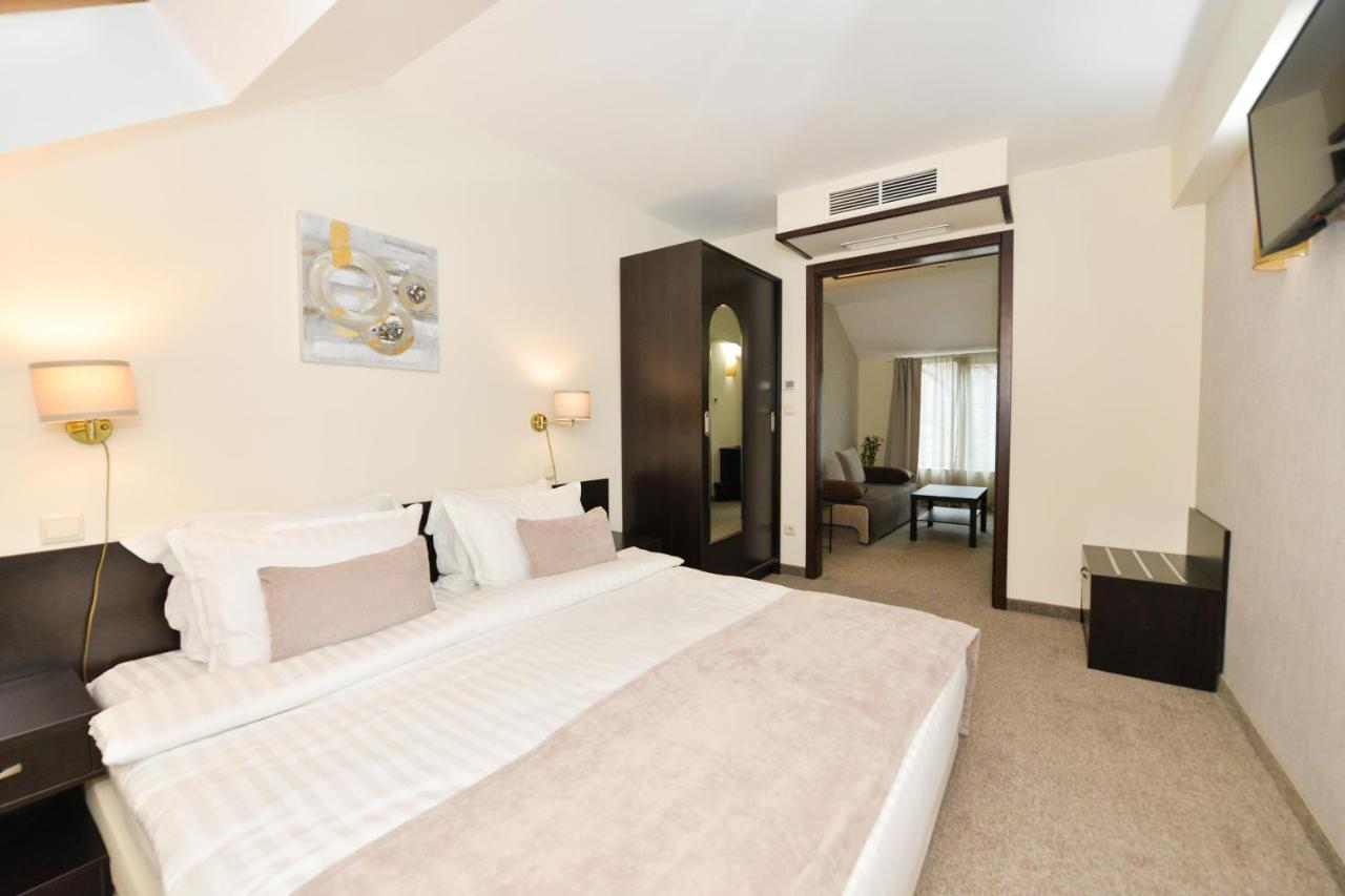 Art Plaza Hotel Sofia Luaran gambar
